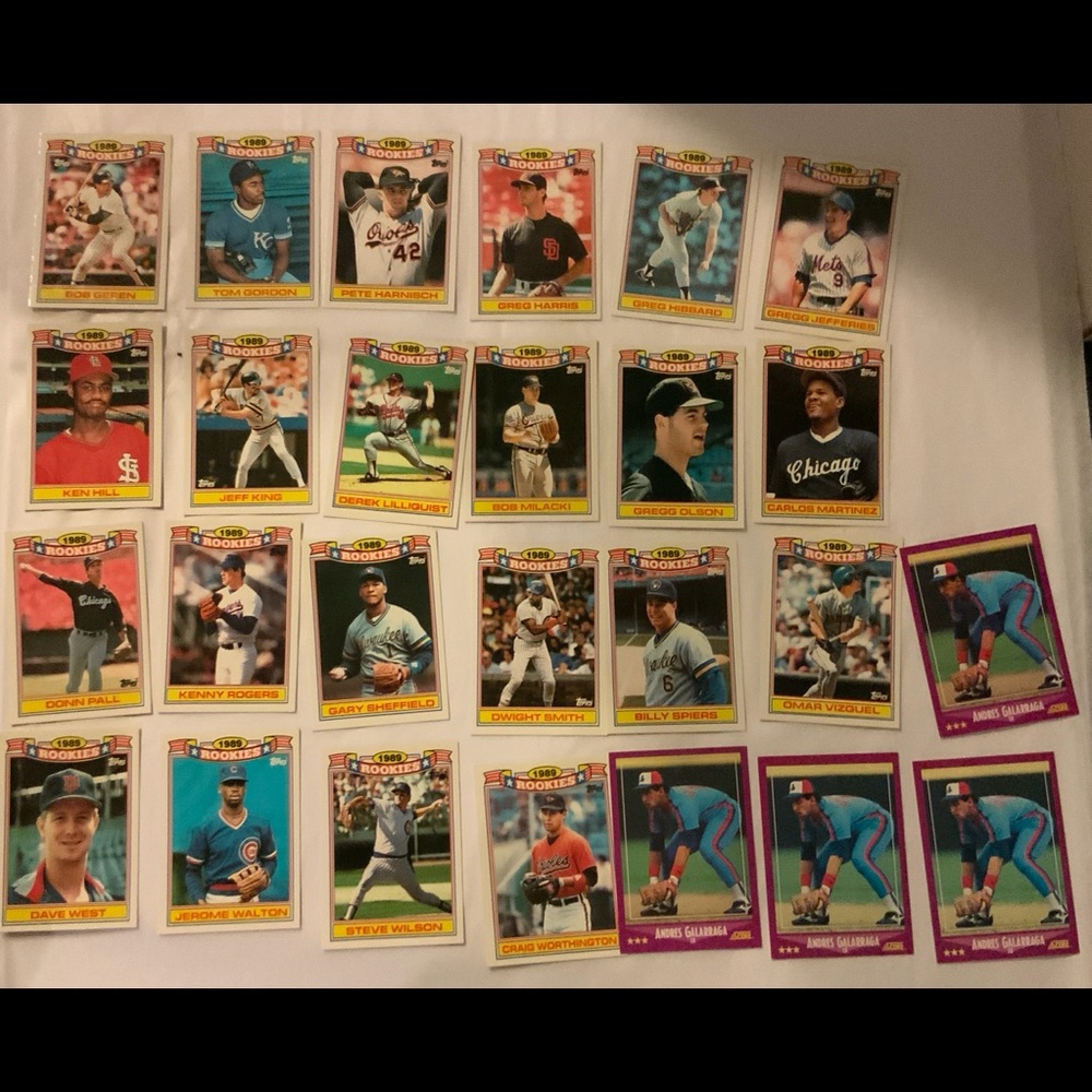 Bundle of Baseball Cards Lot 415